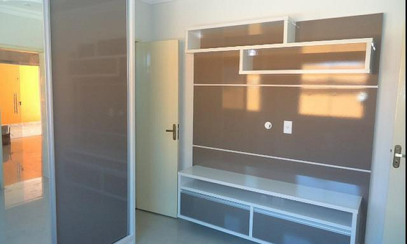 Casa Com 3 Suítes E ...