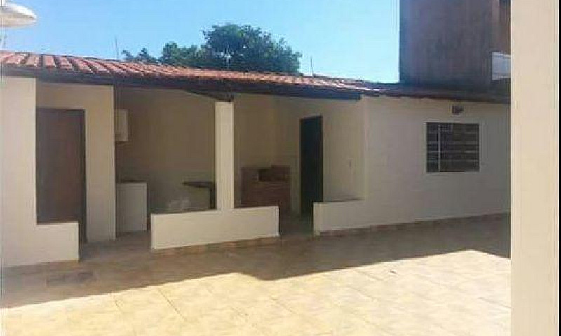 Casa Com Suite No Ba...