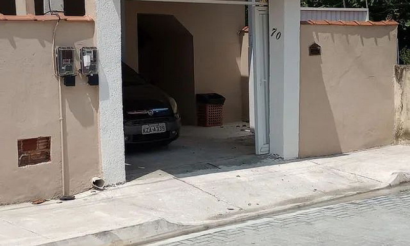 Sobradão Em Saquarem...