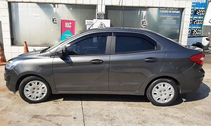 Carro Ka Sedan...