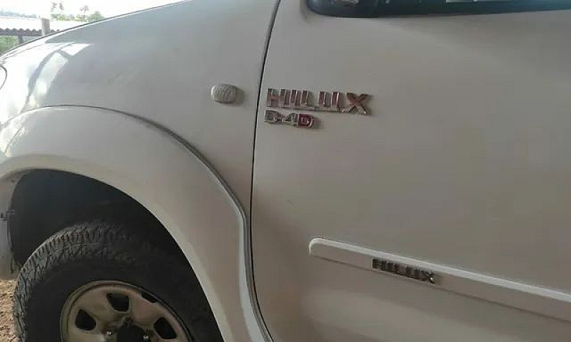 Hillux ...