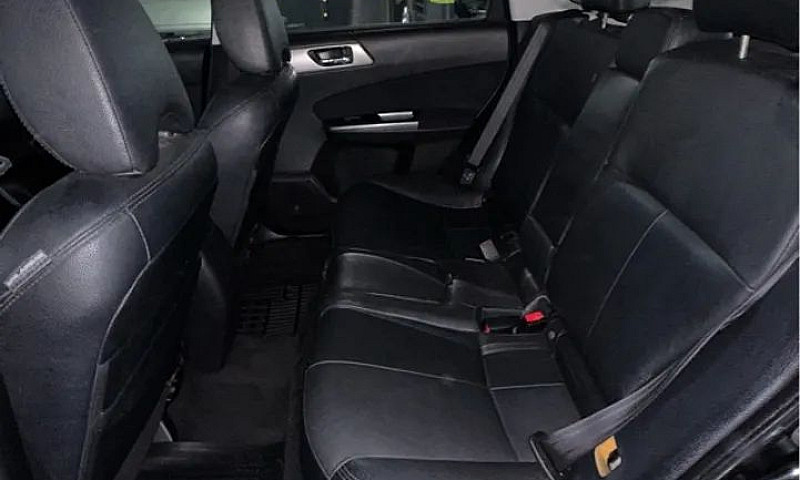 Subaru Forester 2.0 ...