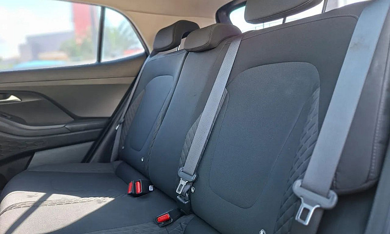 06- Hyundai Creta Li...
