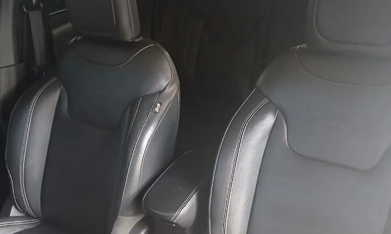 Jeep Renegade Long. ...