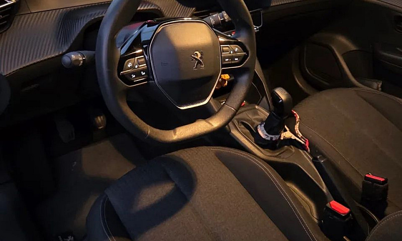 Peugeot 208 Like 1.0...