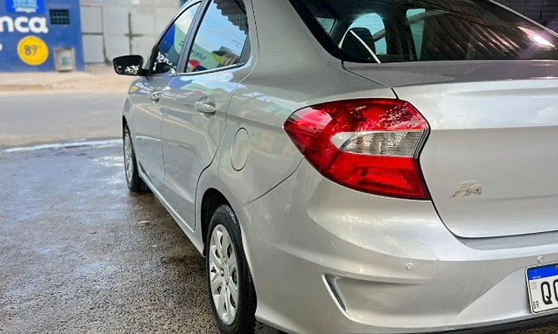 Ford Ka 1.5 Sedan Se...