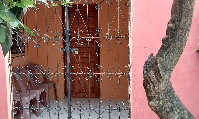 Vende -Se Casa Por 8...