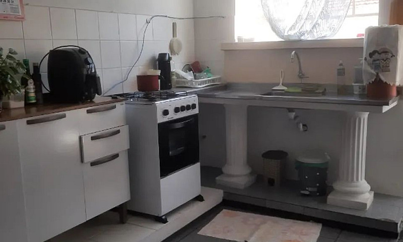 Quarto Para Moça - A...