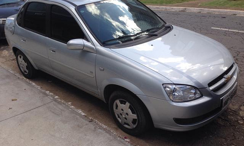 Chevrolet Corsa Clas...