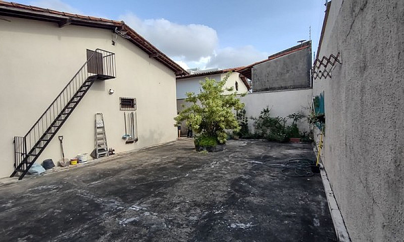 Casa No Par Atenas, ...