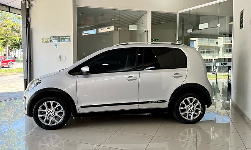 Volkswagen Cross Up ...