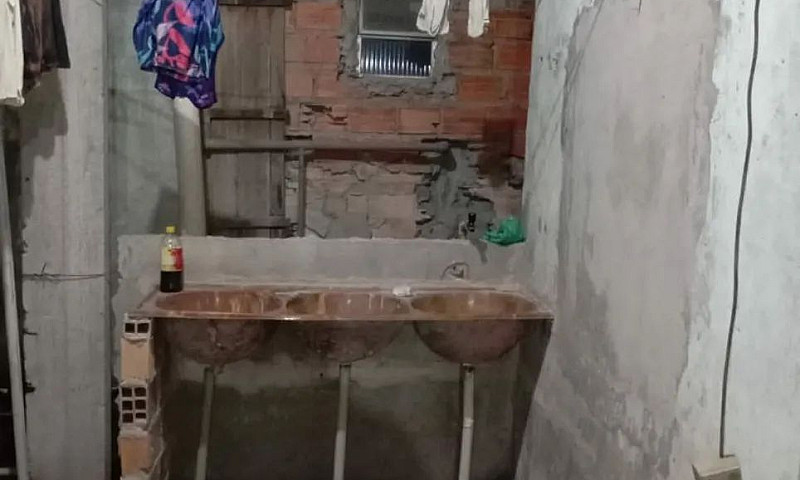 Aluguel De Quarto...