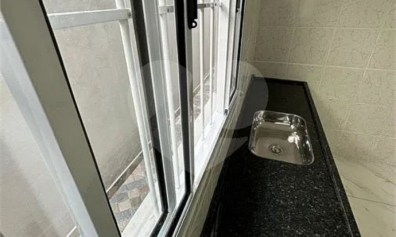Casa Com 2 Quartos À...