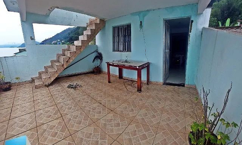 Casa Beira-Mar Com P...