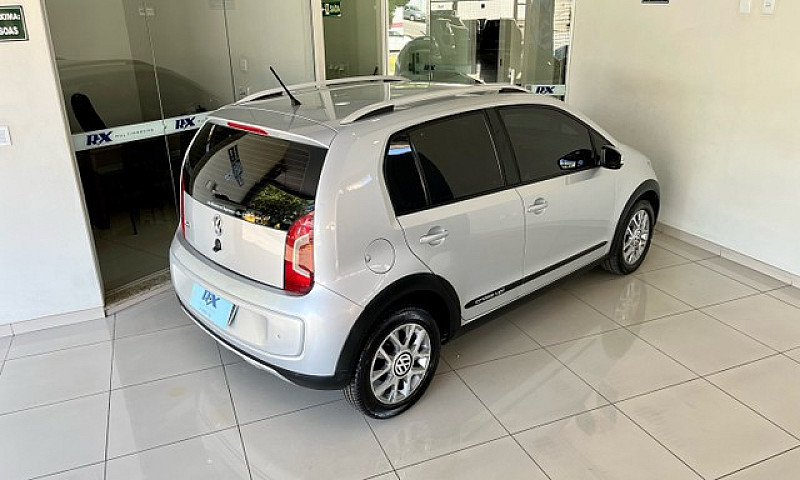 Volkswagen Cross Up ...