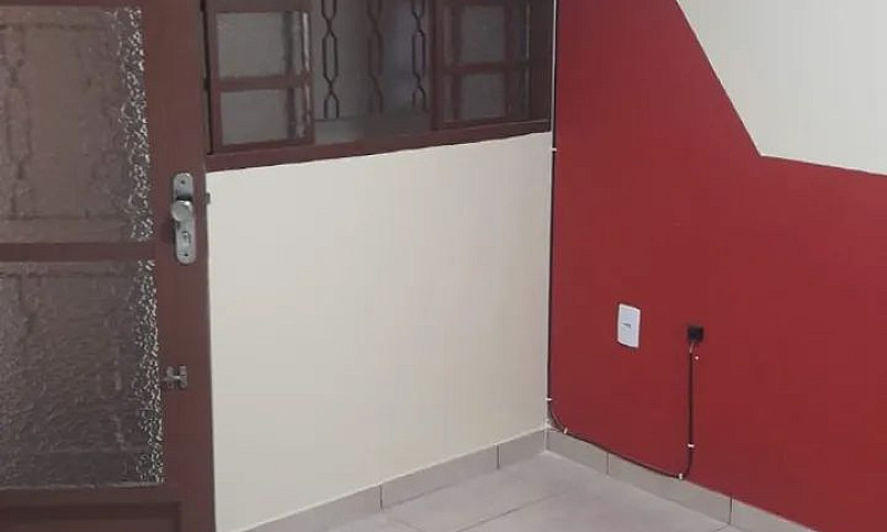 Alugo Kitnet Em Sobr...