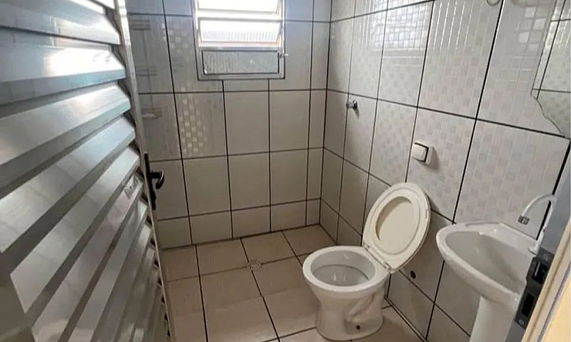Casa Individual Com ...