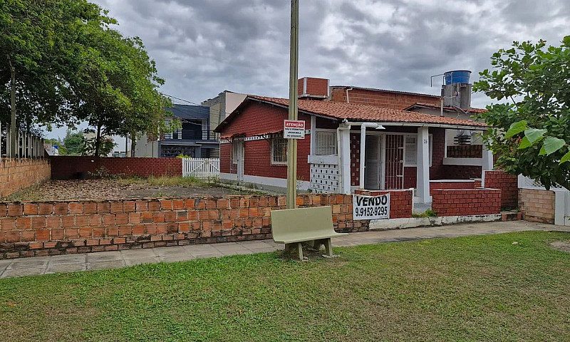 Casa C/ 3 Quartos Na...