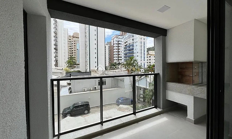 Apartamento Novo De ...