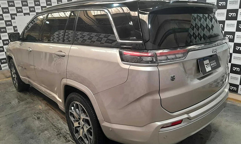 Jeep Commander Overl...
