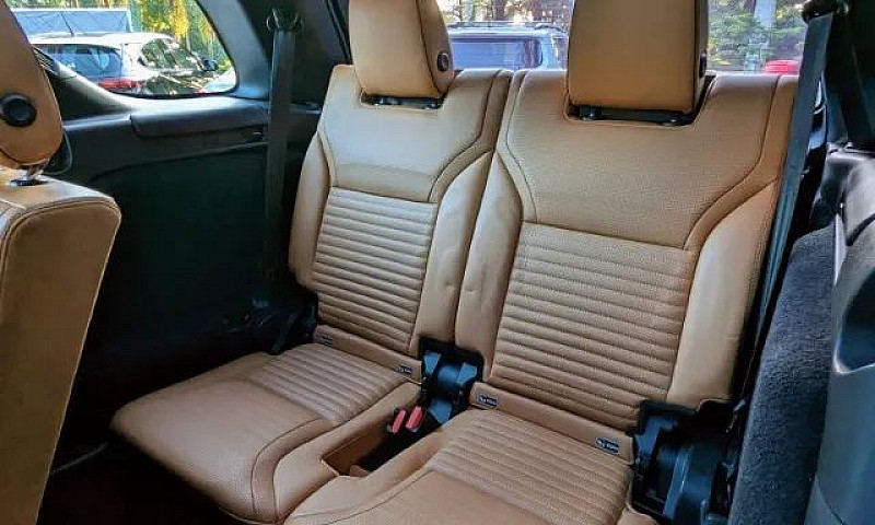 Land Rover New Disco...