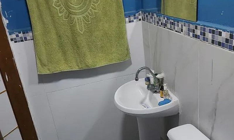 Alugo Casa Tipo Kitn...