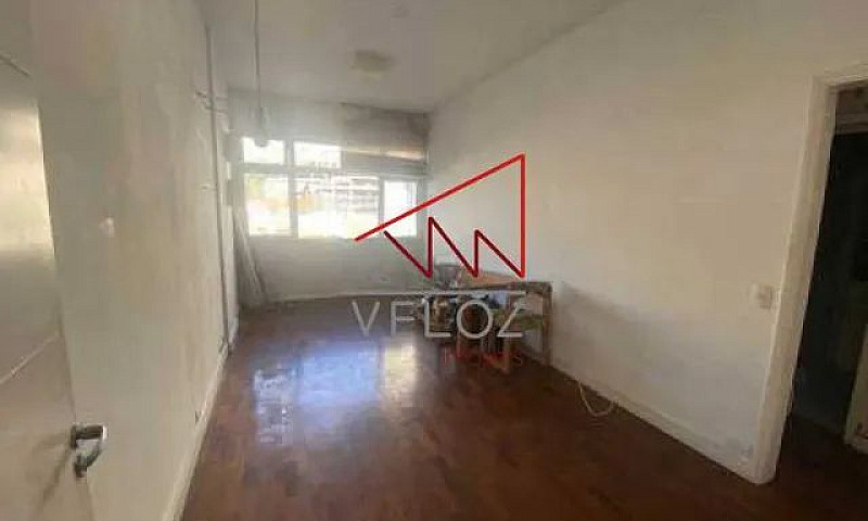 Apartamento-À Venda-...