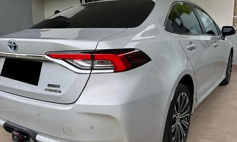 Toyota Corolla Altis...
