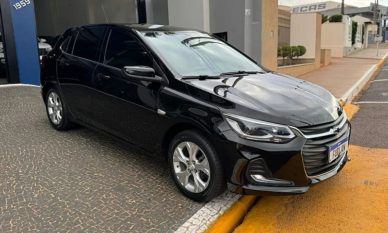Chevrolet Onix Hatch...