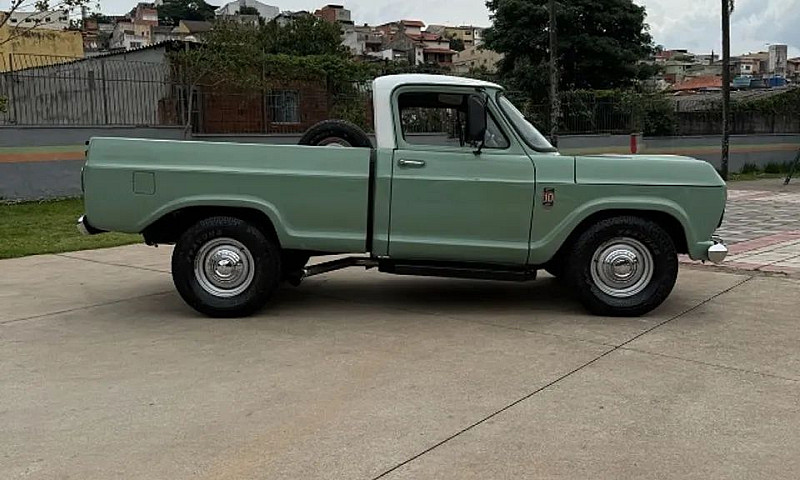 Chevrolet C-10 2.5/4...