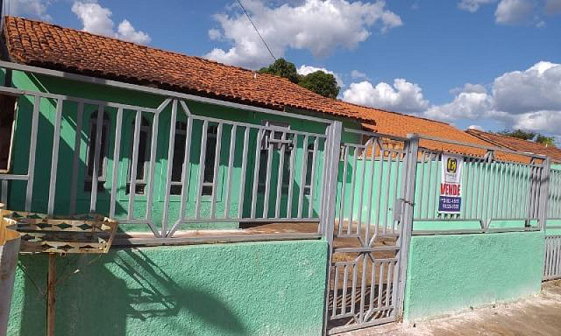 Casa No Jardim Canel...