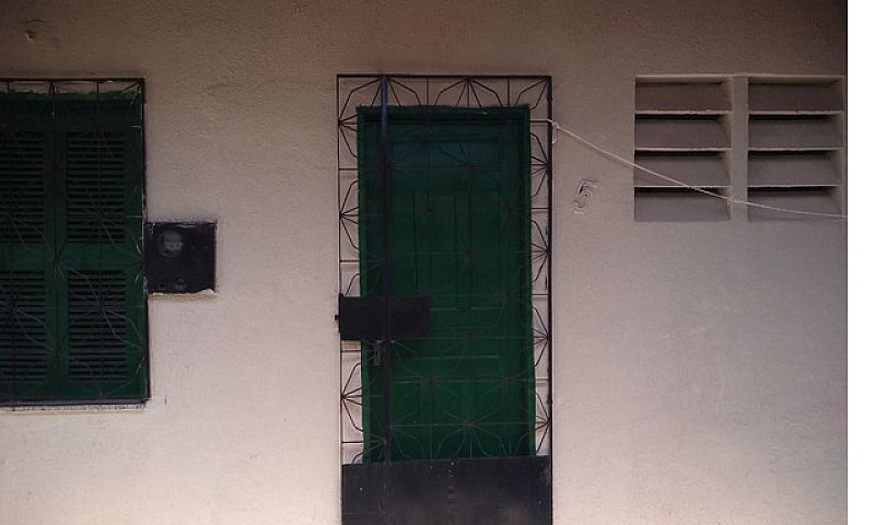 Casa Com 1 Dormitóri...