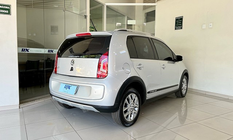 Volkswagen Cross Up ...