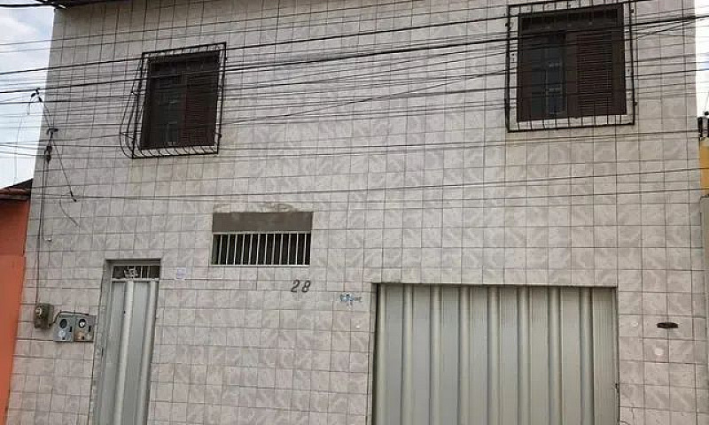 Vendo Uma Casa Duple...