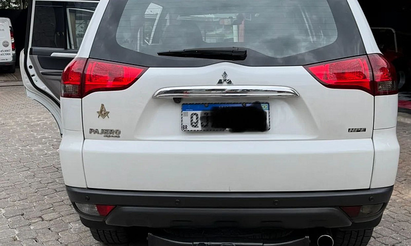 Mitsubishi Pajero Hp...