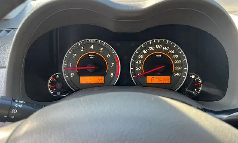 Toyota Corolla Xei 1...