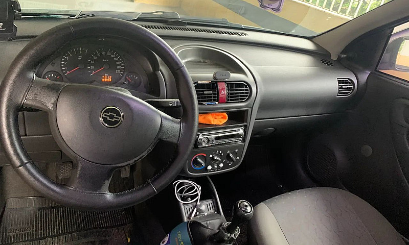 Chevrolet Corsa Hat....