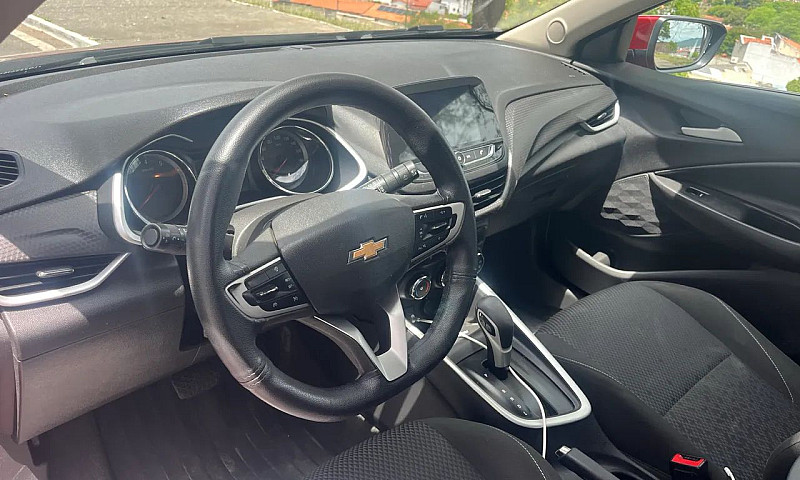 Chevrolet Onix Hatch...