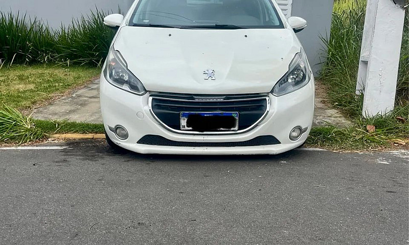 Peugeot 208 Griffe 1...