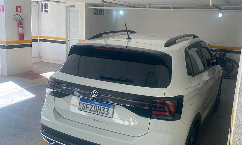 Volkswagen T-Cross S...