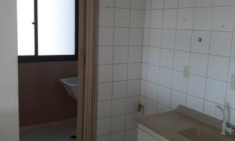 Aluga-Se Apartamento...