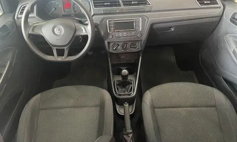 Volkswagen Voyage 1....