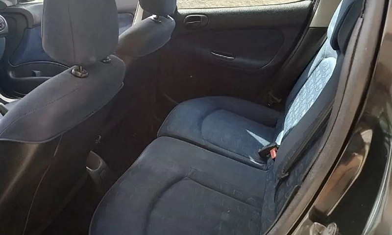 Peugeot 206 Soleil 1...