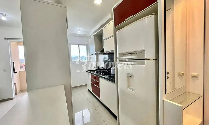 Apartamento Semimobi...