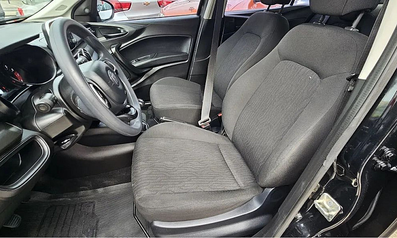 Fiat Cronos 1.3 Driv...