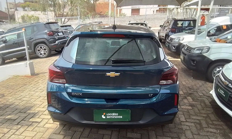 Chevrolet Onix Hatch...