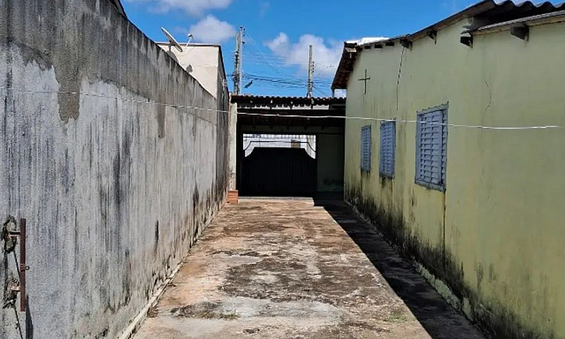 Vendo Ou Troco Casa...