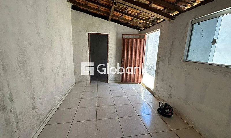 Casa Residencial Com...