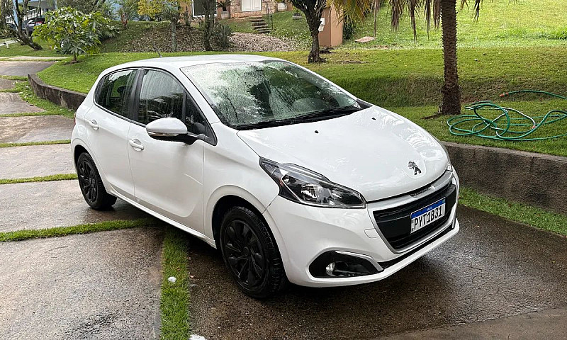 Peugeot 208 Active 1...