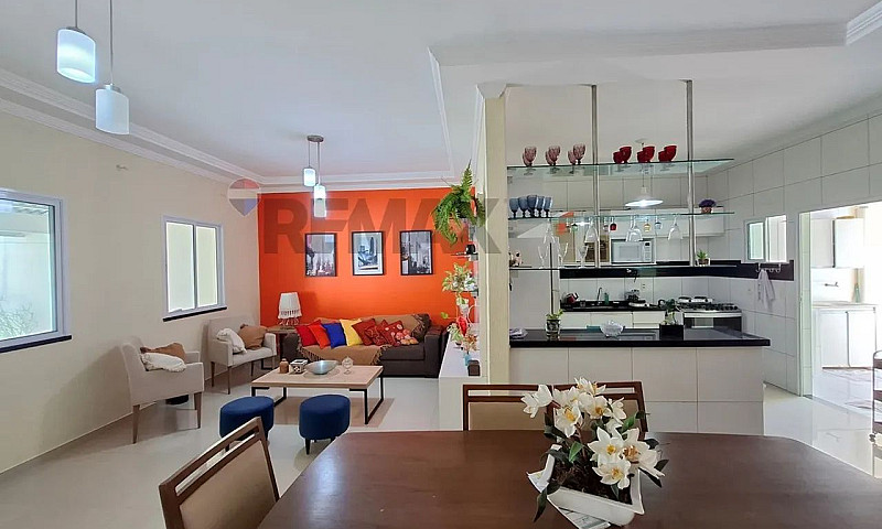 Excelente Casa Plana...